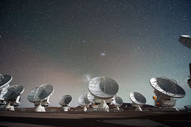 image of many radar under a starry sky