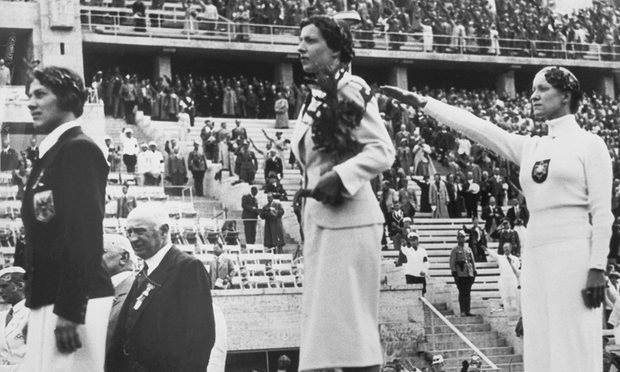 Helen Mayer Nazi salute